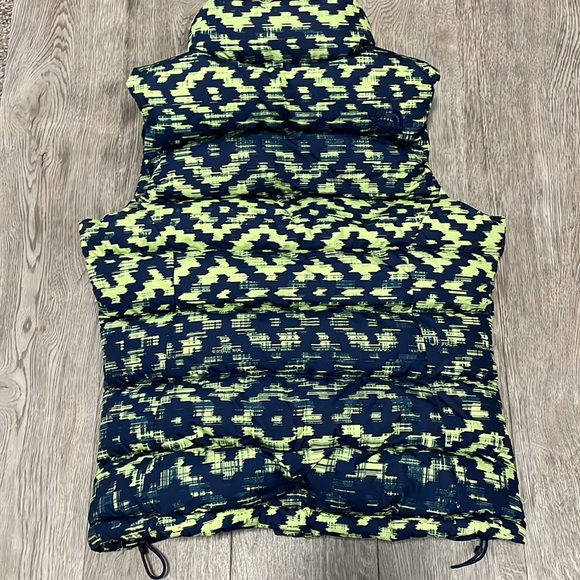 Womens small The North Face vest, tried in only . - Picture 4 of 5